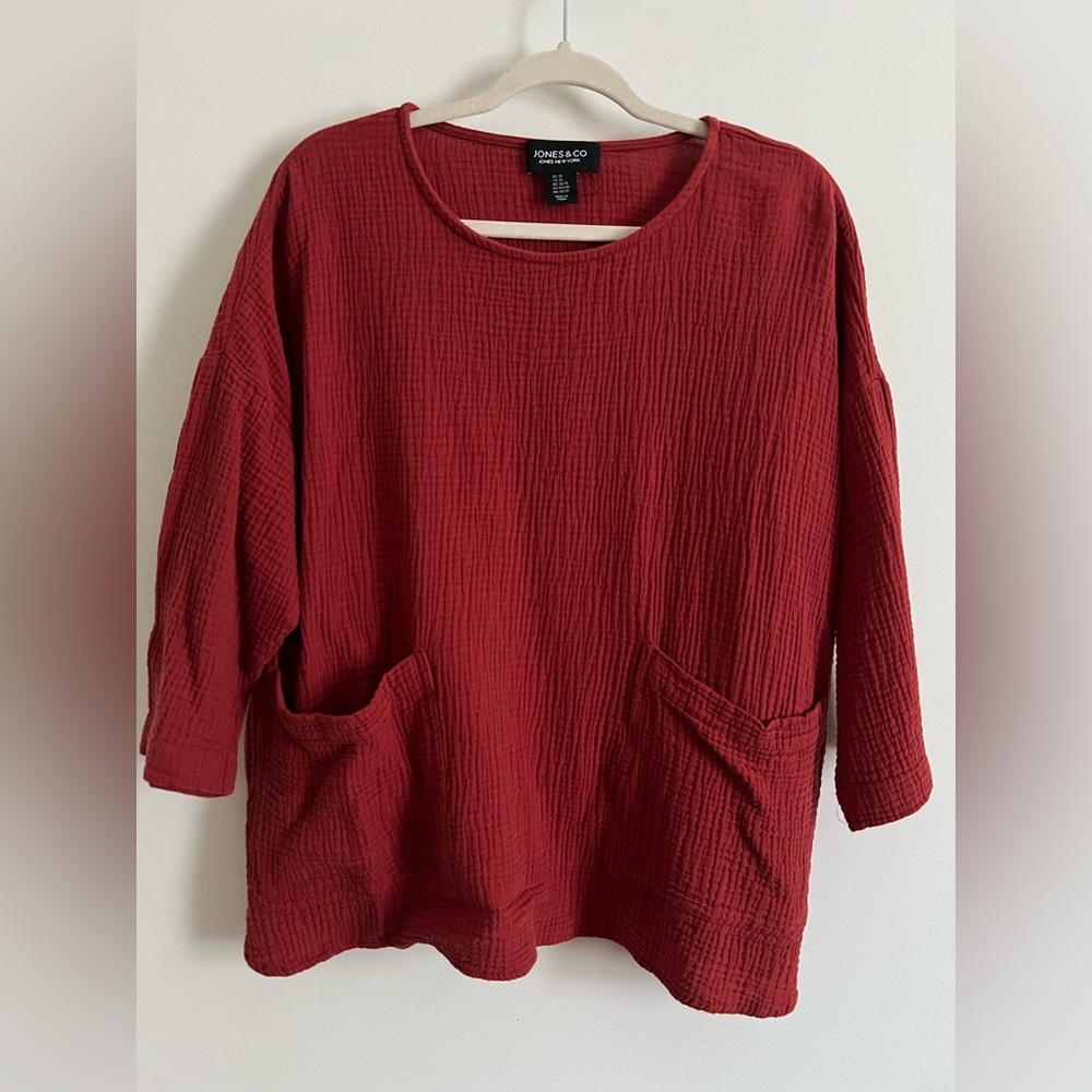 Jones&Co gauzy rust top